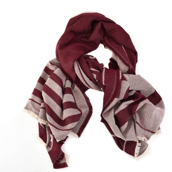 CHANEL: Burgundy, "CC" Logo Cashmere/Silk Scarf mw - Picture 8 of 13